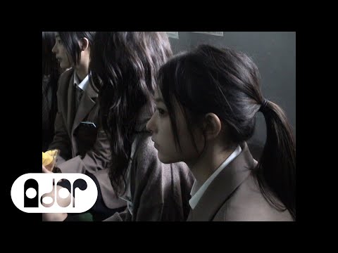 NewJeans Ditto 공식 뮤직비디오 썸네일